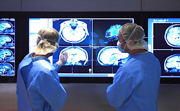 Лечение опухолей головного мозга с помощью терапии NanoTherm в Германии